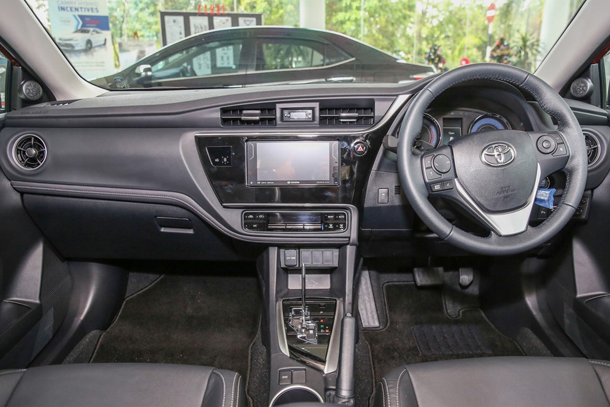 Toyota Corolla Altis 2017 “chot gia” tu 638 trieu dong-Hinh-11